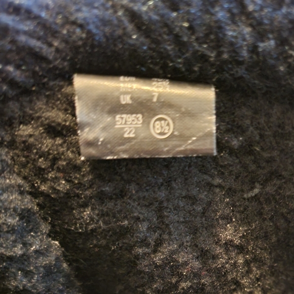 Boots - Picture 3 of 4